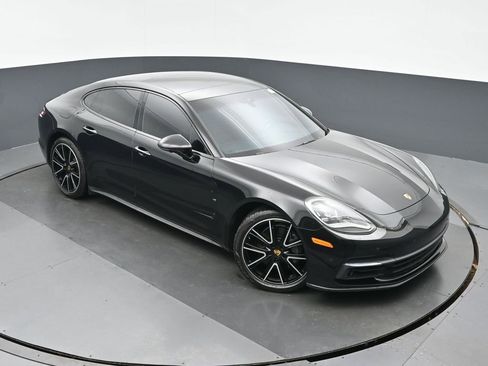 Used 2018 Porsche Panamera 4S image 34