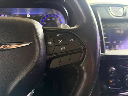 Used 2016 Chrysler 300 S AWD/4WD image 9