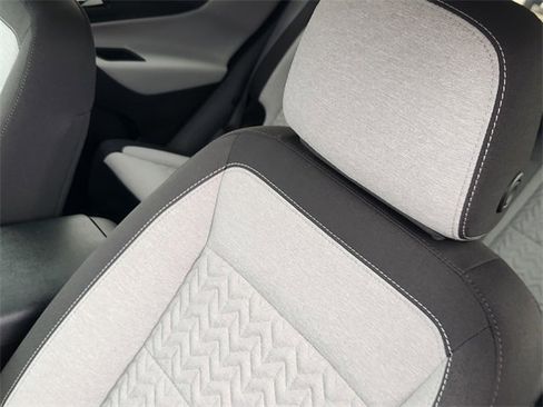 Used 2024 Chevrolet Equinox LS w/ LS Convenience Package image 24