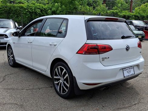 Used 2016 Volkswagen Golf SE w/ Lighting Package FWD image 4