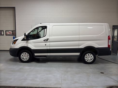 Used 2024 Ford Transit 350 Low Roof w/ Load Area Protection Package RWD image 2