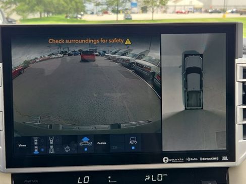 Used 2022 Toyota Tundra Capstone AWD/4WD image 31