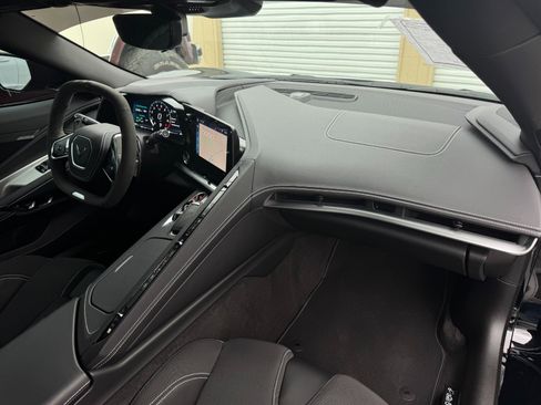 Used 2025 Chevrolet Corvette Z06 image 27