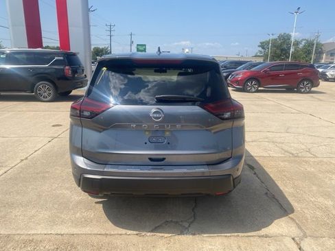 New 2026 Nissan Rogue SV image 5