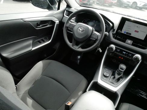 Certified 2025 Toyota RAV4 LE image 9