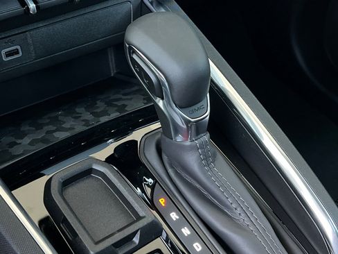 New 2026 GMC Canyon Elevation w/ Convenience Package RWD image 20