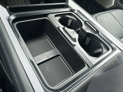 New 2026 Ford F250 Platinum image 37