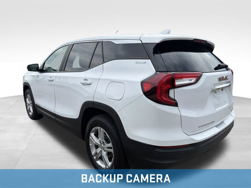 Used 2024 GMC Terrain SLE AWD/4WD image 13