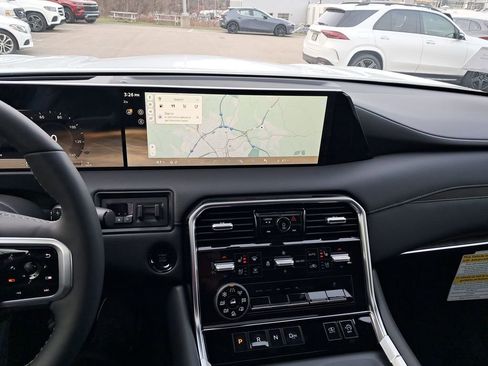 New 2026 Nissan Armada Platinum Reserve image 24