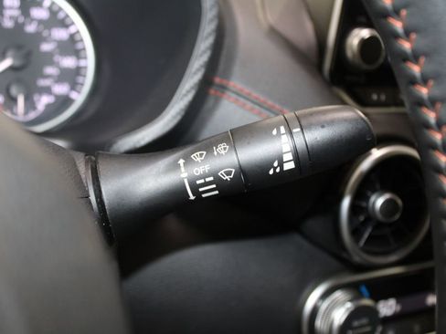 Used 2024 Nissan Sentra SR image 37