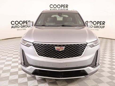 Used 2025 Cadillac XT6 Premium Luxury image 10