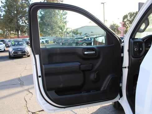 Used 2019 Chevrolet Silverado 1500 W/T w/ Trailering Package image 16