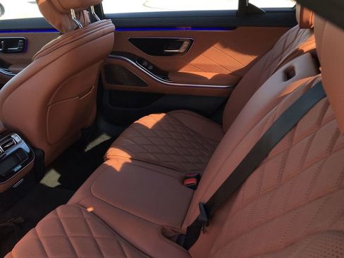 Certified 2023 Mercedes-Benz S 500 4MATIC image 11