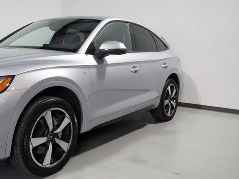 Used 2023 Audi Q5 2.0T Premium Plus Sportback w/ Premium Plus Package AWD/4WD image 50