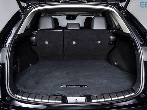 Used 2025 Lexus NX 350h AWD w/ Premium Package image 14