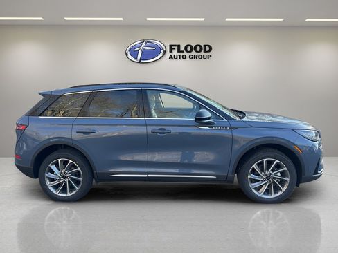 New 2026 Lincoln Corsair Premiere image 5