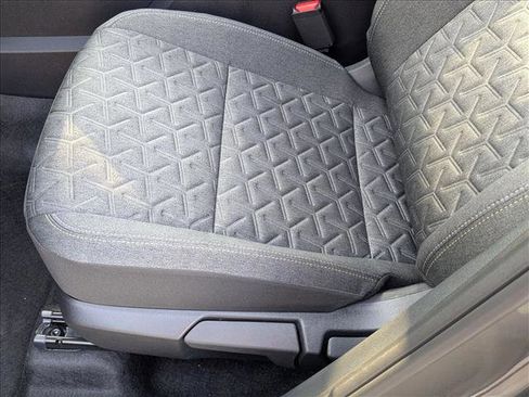 New 2026 Nissan Kicks SV image 4