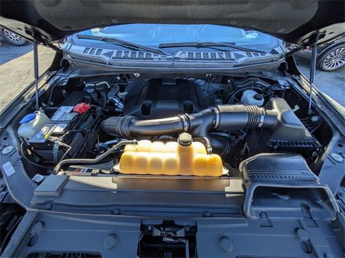 Used 2017 Ford F150 XLT w/ Equipment Group 302A Luxury image 13