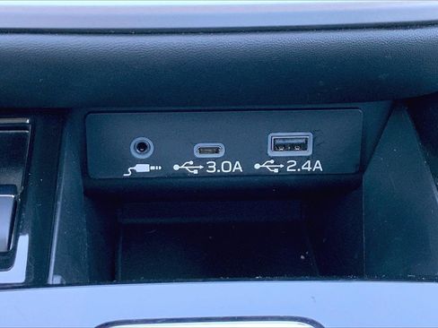 Certified 2025 Subaru Outback Premium image 16