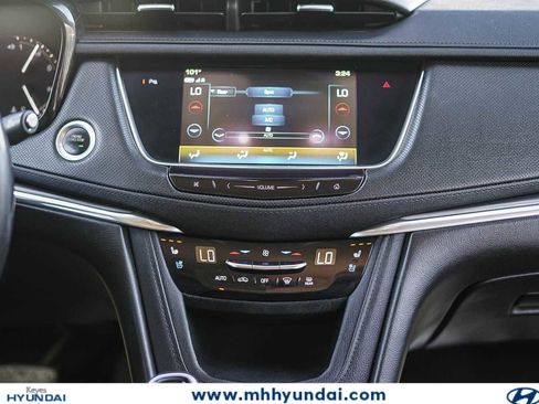 Used 2019 Cadillac XT5 Premium Luxury FWD image 14