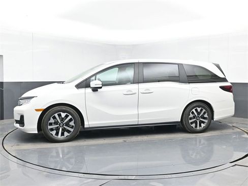New 2026 Honda Odyssey EX-L image 6