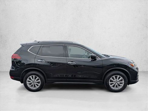 Used 2019 Nissan Rogue SV AWD/4WD image 4