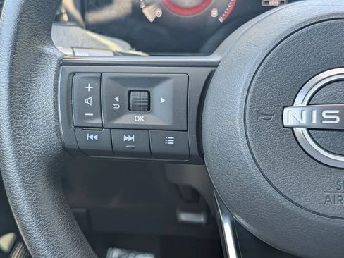 Certified 2025 Nissan Kicks SV FWD image 21