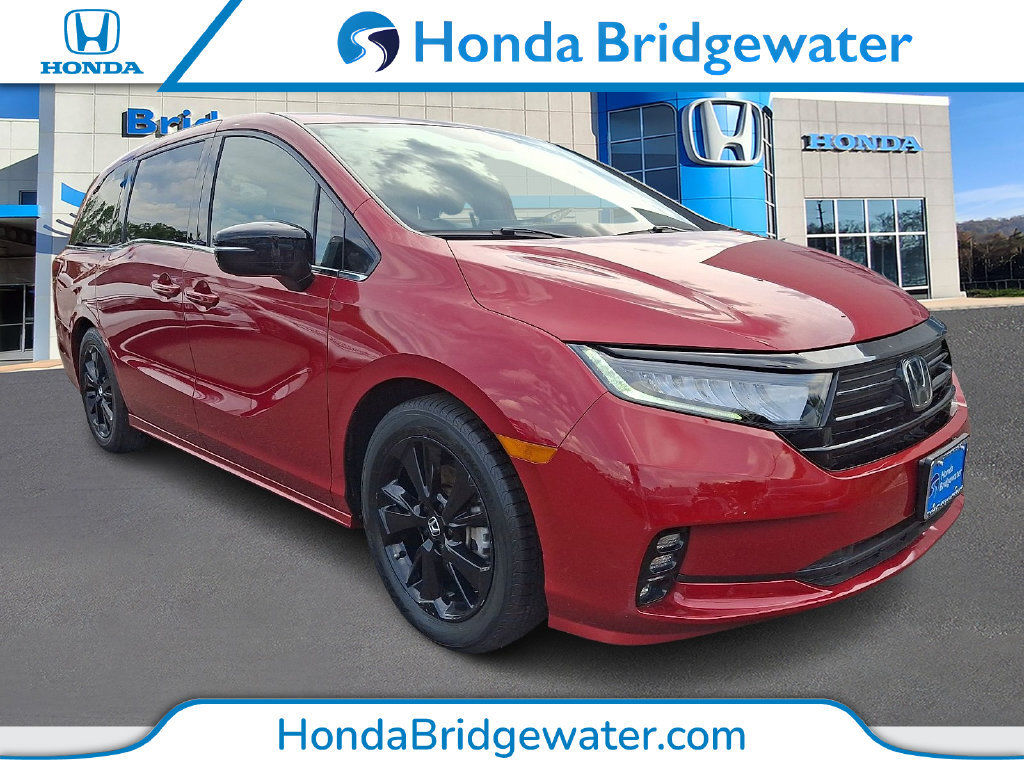 Used 2023 Honda Odyssey Sport image 1