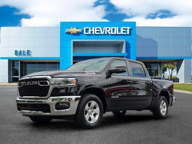 Used 2025 RAM 1500 Big Horn AWD/4WD image 7