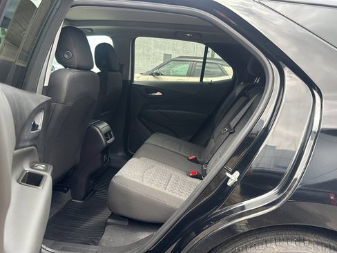 Used 2023 Chevrolet Equinox LT FWD image 19