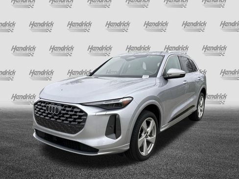 Used 2025 Audi Q5 Premium Plus w/ Premium Plus image 5