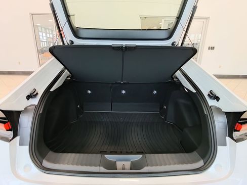 New 2026 Toyota Prius LE image 13