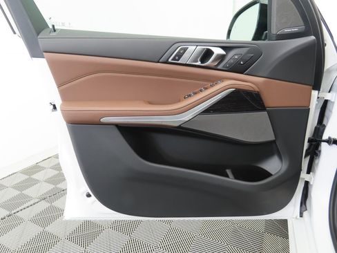 New 2026 BMW X5 sDrive40i image 23