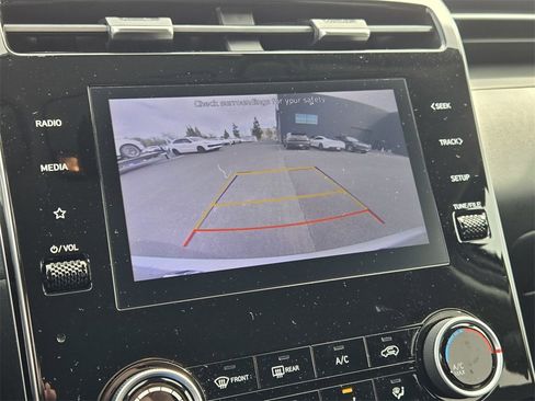 Used 2022 Hyundai Tucson SEL image 22