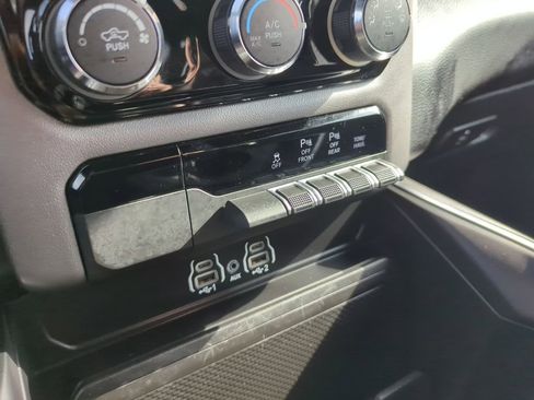 Used 2025 RAM 1500 Big Horn image 19