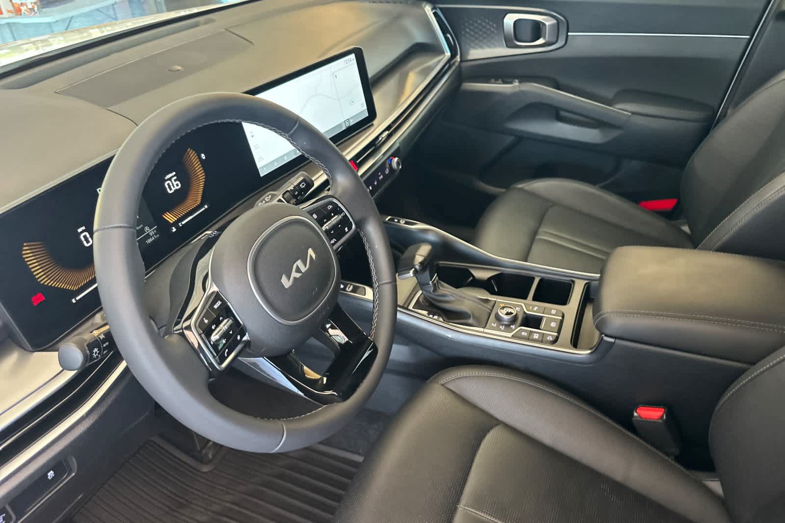 Used 2025 Kia Sorento S AWD/4WD image 9