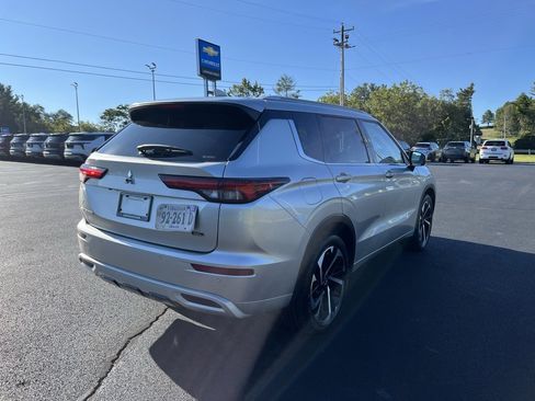 Used 2022 Mitsubishi Outlander SEL image 24