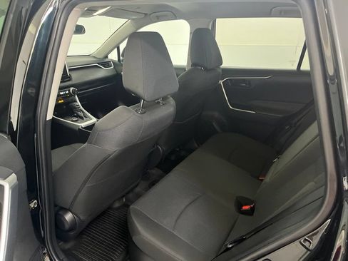 Used 2024 Toyota RAV4 LE AWD/4WD image 24