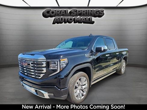 Used 2025 GMC Sierra 1500 Denali w/ Denali Reserve Package AWD/4WD image 2
