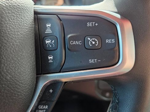 Used 2025 RAM 1500 Big Horn RWD image 14