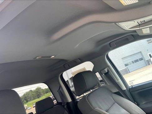 Used 2015 GMC Sierra 1500 SLE w/ SLE Value Package RWD image 19