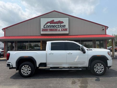 Used 2023 GMC Sierra 2500 Denali w/ Technology Package AWD/4WD image 3