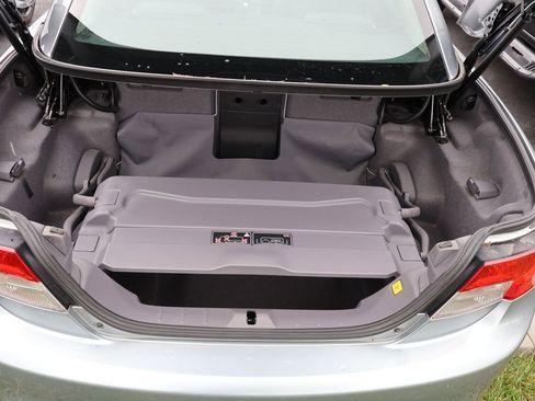 Used 2011 Volvo C70 T5 w/ Climate Pkg image 15