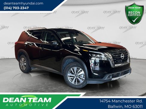 Used 2025 Nissan Pathfinder SL AWD/4WD image 1