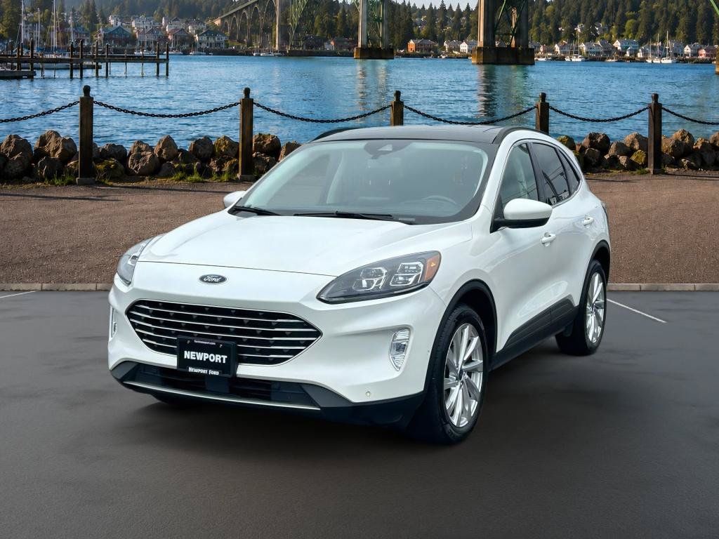 Used 2022 Ford Escape Titanium w/ Titanium Elite Package AWD/4WD image 4