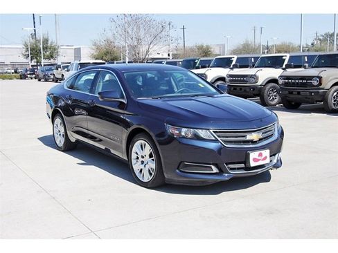 Used 2017 Chevrolet Impala LS image 6