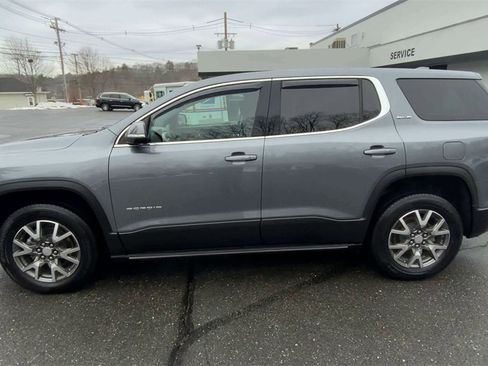 Used 2022 GMC Acadia SLE image 6