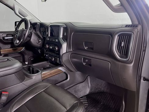 Used 2020 Chevrolet Silverado 1500 LT Trail Boss image 35