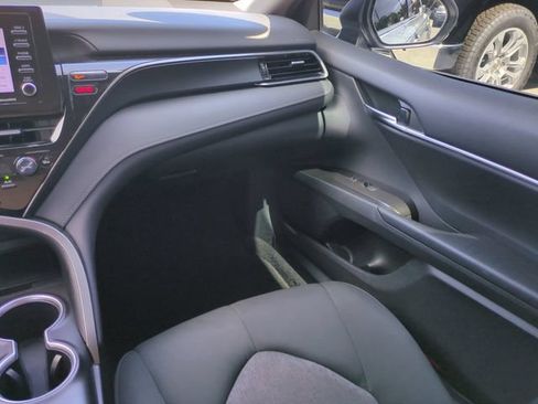 Used 2024 Toyota Camry LE w/ Convenience Package FWD image 19