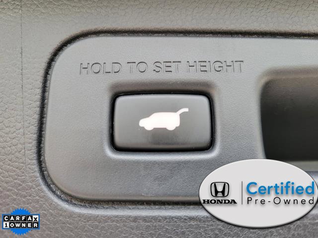 Certified 2025 Honda Pilot EX-L image 9